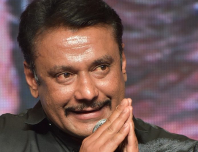 5 ತಿಂಗಳ ಬಳಿಕ ಜೈಲಿಂದ ದರ್ಶನ್ ರಿಲೀಸ್ : ಷರತ್ತುಬದ್ಧ  ಜಾಮೀನು ಮಂಜೂರು