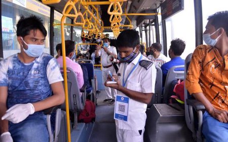 ಬೆಂಗಳೂರಿನಲ್ಲಿ BMTC ಬಸ್​ನಲ್ಲಿ ಟಿಕೆಟ್​ ರಹಿತ ಪ್ರಯಾಣಿಕರಿಗೆ ದಂಡ