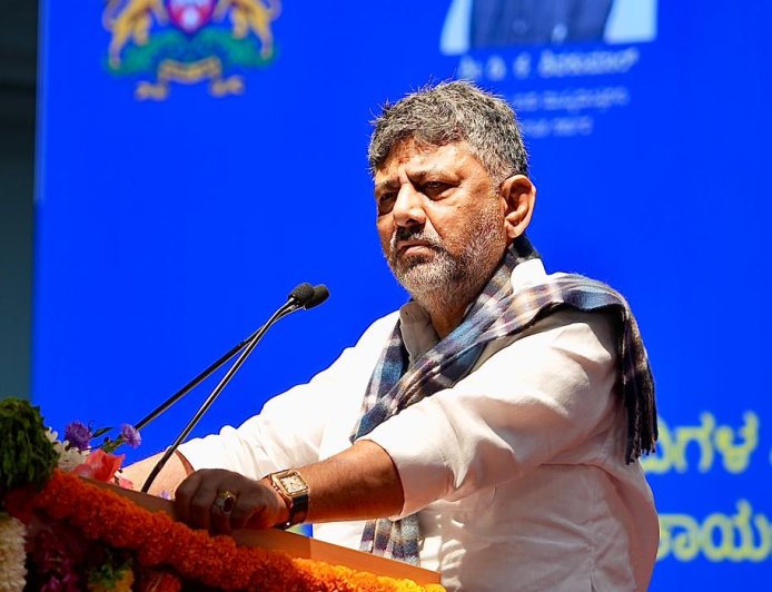 ಯಾವುದೇ ಕಾರಣಕ್ಕೂ ರಾಜಕೀಯ ಹಿಂಬಾಲಕರಾಗಬೇಡಿ  ಪೊಲೀಸರ ಯಶಸ್ಸಿನಲ್ಲೇ, ಸರ್ಕಾರದ ಯಶಸ್ಸಿದೆ