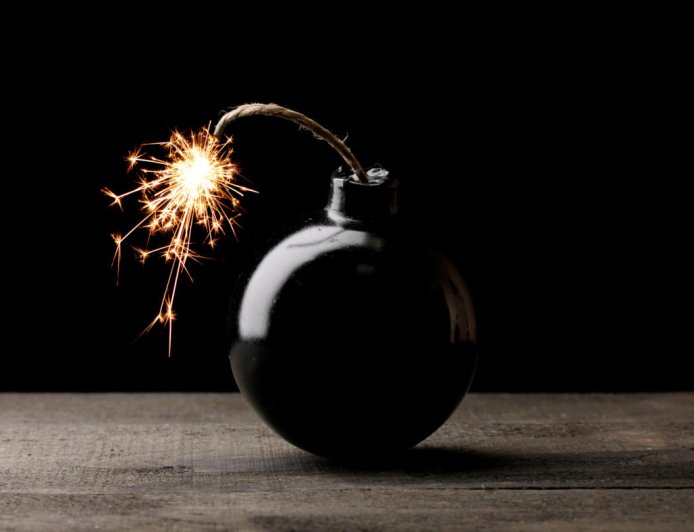 ಗದಗ, ಮಂಗಳೂರಿನ ಸರ್ಕಾರಿ ಕಚೇರಿ ಸ್ಫೋಟಿಸುವುದಾಗಿ ಬಾಂಬ್​​ ಬೆದರಿಕೆ