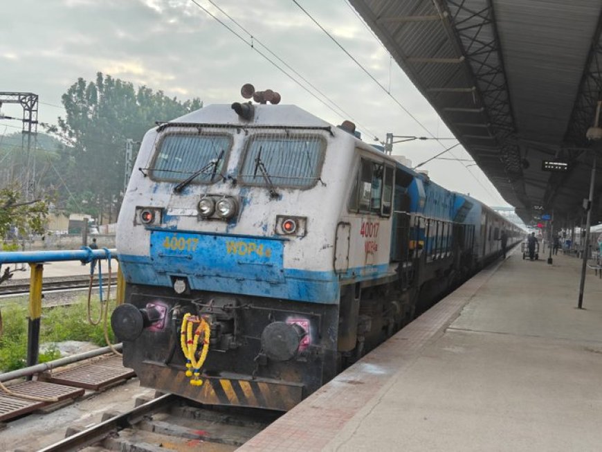 6 ತಿಂಗಳ ಮತ್ತೆ ಸಂಚಾರ ಆರಂಭಿಸಿದ ಗೊಮ್ಮಟೇಶ್ವರ ಎಕ್ಸ್‌ಪ್ರೆಸ್ ರೈಲು