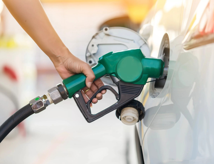 ಪ್ರೀಮಿಯಮ್ ಪೆಟ್ರೋಲ್ ಬೆಲೆ 2 ರೂ ಹೆಚ್ಚಳ