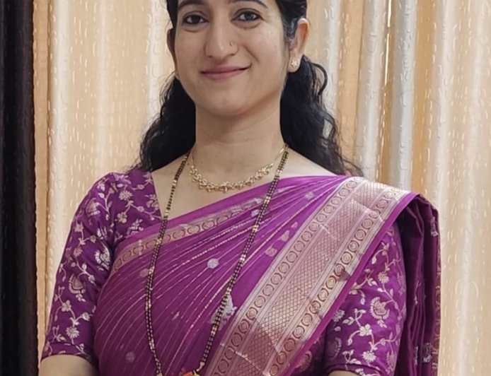 ಬೆಳ್ಳಿಬೆಳಕಿನಲ್ಲಿ ನೃತ್ಯಗುರು ಯೋಗೀಶ್ವರಿ ಜಯಪ್ರಕಾಶ್