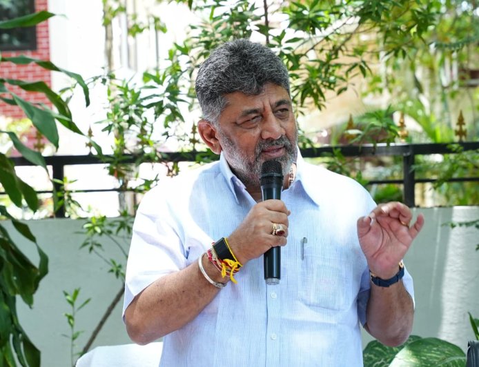 ಬಿಡದಿ ಭಾಗದಲ್ಲಿ ಭೂಸ್ವಾಧೀನ ಆರಂಭಿಸಿದ್ದೇ ಕುಮಾರಸ್ವಾಮಿ, ದೇವೇಗೌಡರು: ಡಿ.ಕೆ.ಶಿವಕುಮಾರ್‌
