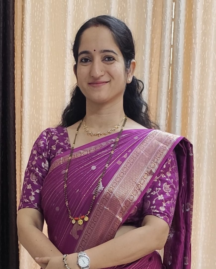 ಬೆಳ್ಳಿಬೆಳಕಿನಲ್ಲಿ ನೃತ್ಯಗುರು ಯೋಗೀಶ್ವರಿ ಜಯಪ್ರಕಾಶ್