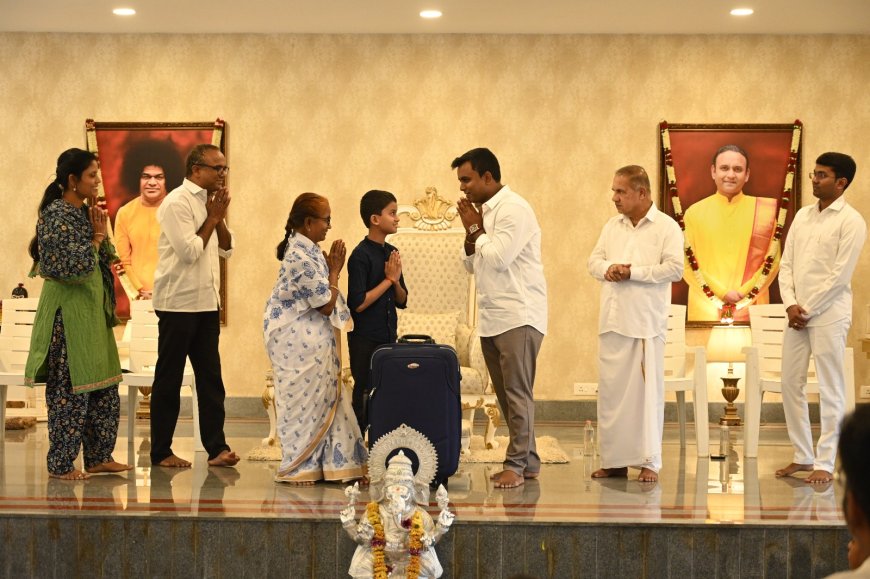 ಶ್ರೀ ಸತ್ಯಸಾಯಿ ಗುರುಕುಲಂನಲ್ಲಿ 2,377 ಉಚಿತ ವಿದ್ಯಾರ್ಥಿ ಕಿಟ್‌ ವಿತರಣೆ