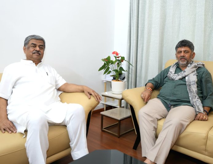ಗೃಹಲಕ್ಷ್ಮಿ, ಗೃಹಜ್ಯೋತಿ ಸೇರಿ ಯಾವುದೇ ಗ್ಯಾರಂಟಿ ಯೋಜನೆ ನಿಲ್ಲುವುದಿಲ್ಲ: ಸಿಎಂ ಡಿ ಕೆ ಶಿವಕುಮಾರ್