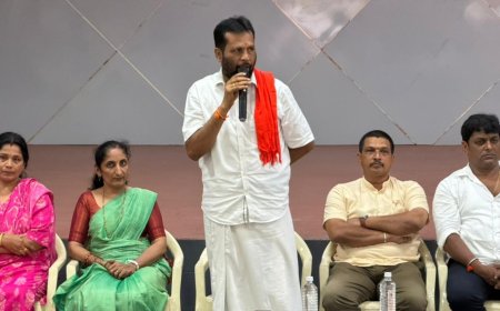 ಪುತ್ತೂರು: 3ನೇ ವರ್ಷದ ವರಮಹಾಲಕ್ಷ್ಮಿ ಪೂಜಾ ಕಾರ್ಯಕ್ರಮಕ್ಕೆ ಆಮಂತ್ರಣ ಪತ್ರ ಬಿಡುಗಡೆ