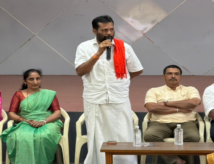 ಪುತ್ತೂರಿನಲ್ಲಿ ಮೂರನೇ ವರ್ಷದ ವರಮಹಾಲಕ್ಷ್ಮಿ ಪೂಜಾ ಕಾರ್ಯಕ್ರಮದ ಆಮಂತ್ರಣ ಪತ್ರ ಬಿಡುಗಡೆ