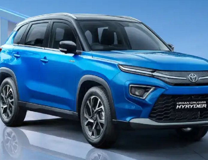 Toyota: 28 Km ಮೈಲೇಜ್.. 11 ಲಕ್ಷ ರೂ, 5-ಸೀಟರ್.. ಈ ಕಾರಿಗೆ ಮನಸೋತ ಗ್ರಾಹಕರು!
