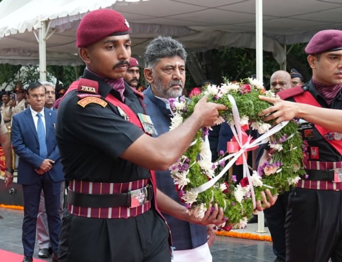 Bengaluru: ಕಾರ್ಗಿಲ್ ವಿಜಯ ದಿವಸದಲ್ಲಿ ಸಿಎಂ ಡಿ.ಕೆ.ಶಿವಕುಮಾರ್ ಭಾಗಿ