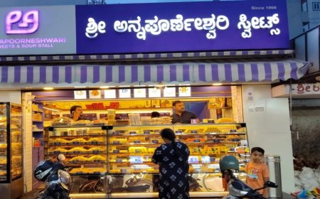 Annapoorneshwari Sweets: ವರಮಹಾಲಕ್ಷ್ಮಿ ಹಬ್ಬಕ್ಕೆ ಬೆಂಗಳೂರಿನ ಅನ್ನಪೂರ್ಣೇಶ್ವರಿ ಸ್ವೀಟ್ಸ್ ಭರ್ಜರಿ ಸಿದ್ಧತೆ