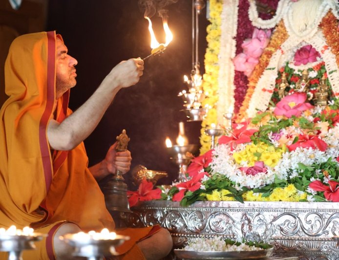 ನಮ್ಮ ಜೀವನದಲ್ಲಿ  ಸಮ ಪ್ರಮಾಣದ ನಿದ್ದೆ ಪರಮಾತ್ಮನ ದರ್ಶನಕ್ಕೆ  ಹೆದ್ದಾರಿ: ರಾಘವೇಶ್ವರ ಭಾರತೀ ಶ್ರೀಗಳು