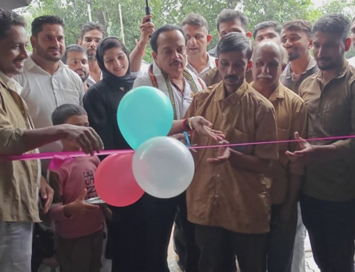 ಪೆರುವಾಯಿ: ನೂತನ ಆಟೋರಿಕ್ಷಾ ತಂಗುದಾಣ ಉದ್ಘಾಟನೆ