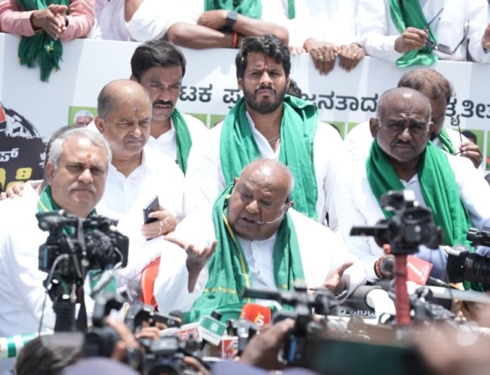 ಬಿಡದಿ ಟೌನ್‌ಶಿಪ್‌ ವಿರುದ್ಧ 2ನೇ ದಿನಕ್ಕೆ ಕಾಲಿಟ್ಟ JDS ಪಾದಯಾತ್ರೆ