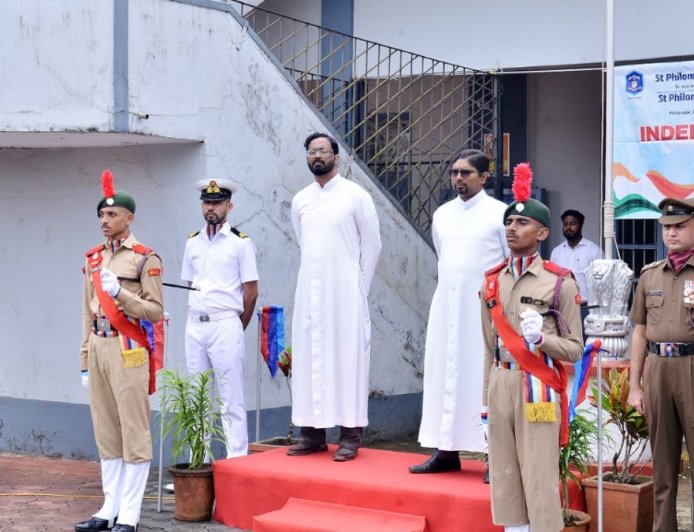 ಸಂತ ಫಿಲೋಮಿನಾ ಕಾಲೇಜಿನಲ್ಲಿ 80ನೇ ಸ್ವಾತಂತ್ರ್ಯ ದಿನಾಚರಣೆ