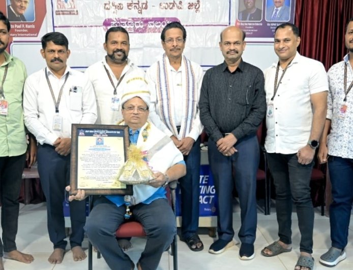 ಪುತ್ತೂರು: ವಿಶ್ವ ಛಾಯಾಗ್ರಹಣ ದಿನ.. ಕೋನಡ್ಕ ವೇಣುಗೋಪಾಲರಿಗೆ  ಸನ್ಮಾನ