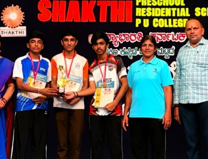 ಜಿಲ್ಲಾಮಟ್ಟದ ಟೇಬಲ್ ಟೆನ್ನಿಸ್: ವಿವೇಕಾನಂದ ಪಿಯು ಕಾಲೇಜು ವಿದ್ಯಾರ್ಥಿಗಳ ತಂಡ ರಾಜ್ಯಮಟ್ಟಕ್ಕೆ