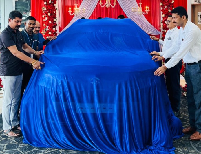 ಉಪ್ಪಿನಂಗಡಿ: ಮಾಂಡೋವಿ ಮೋಟಾರ್ಸ್‌ನಲ್ಲಿ ನೂತನ 'ಮಾರುತಿ ಬ್ರೆಝಾ' ಅದ್ಧೂರಿ ಬಿಡುಗಡೆ