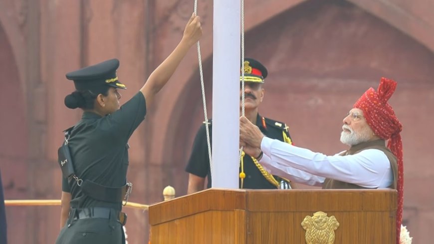 ವಂದೇ ಮಾತರಂ ಪ್ರತಿಯೊಬ್ಬರ ಹೃದಯದಲ್ಲಿ ಪ್ರತಿಧ್ವನಿಸುತ್ತಿದೆ: ಪ್ರಧಾನಿ ಮೋದಿ