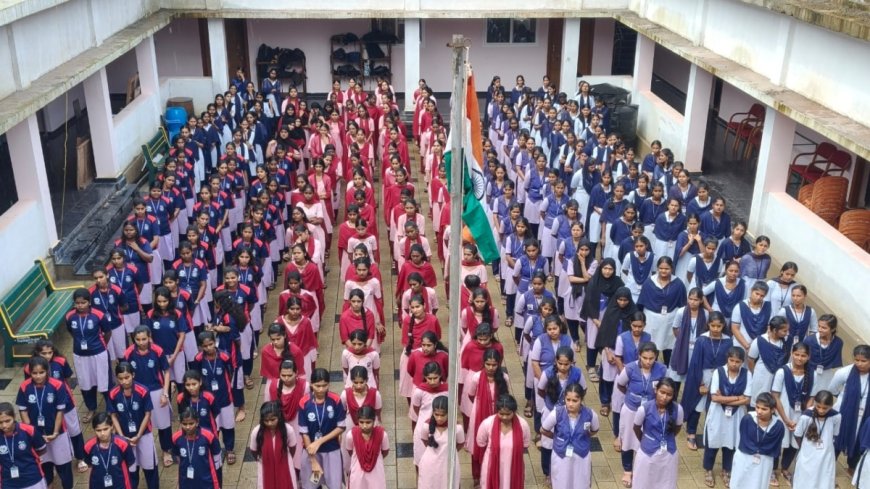 ಪುತ್ತೂರು: ಸರ್ಕಾರಿ ಪ್ರಥಮ ದರ್ಜೆ ಮಹಿಳಾ ಕಾಲೇಜಿನಲ್ಲಿ 80ನೇ ಸ್ವಾತಂತ್ರ್ಯೋತ್ಸವ ಆಚರಣೆ