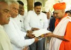 ದಸರಾ ಉದ್ಘಾಟನೆ: ಅಭಿನವ ಗವಿಸಿದ್ದೇಶ್ವರ ಸ್ವಾಮೀಜಿಗೆ ಆಹ್ವಾನ