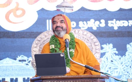 ನದಿ ನೀರನ್ನು ತಡೆಯುವುದು ಅನರ್ಥಕ್ಕೆ ಕಾರಣ: ರಾಘವೇಶ್ವರ ಶ್ರೀ