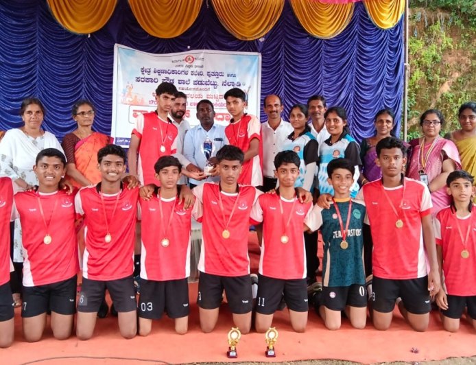 Indraprastha Vidyalaya: ವಾಲಿಬಾಲ್ ಪಂದ್ಯಾವಳಿ.. ಇಂದ್ರಪ್ರಸ್ಥ ವಿದ್ಯಾಲಯ ವಿದ್ಯಾರ್ಥಿಗಳು ತಾಲೂಕು ಮಟ್ಟಕ್ಕೆ ಆಯ್ಕೆ