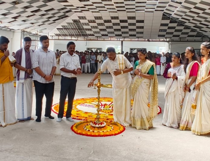 ಪುತ್ತೂರು: ಅಕ್ಷಯ ಕಾಲೇಜಿನಲ್ಲಿ 'ಓಣಂ ಹಬ್ಬ' ಆಚರಣೆ