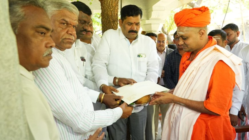 ದಸರಾ ಉದ್ಘಾಟನೆ: ಅಭಿನವ ಗವಿಸಿದ್ದೇಶ್ವರ ಸ್ವಾಮೀಜಿಗೆ ಆಹ್ವಾನ