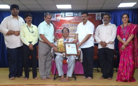 ವಿವೇಕಾನಂದ ಕಾಲೇಜಿನಲ್ಲಿ ಯಕ್ಷ ದೀಕ್ಷಾ ಪ್ರದಾನ & ಯಕ್ಷ ಗೌರವ ಸಮರ್ಪಣೆ