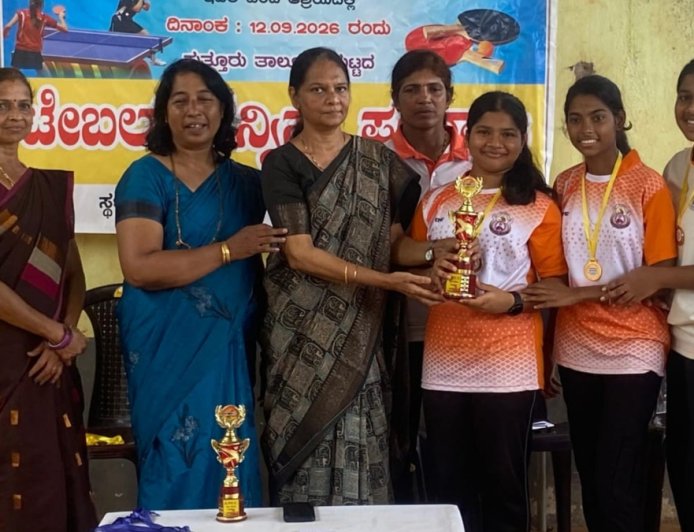 ತಾಲೂಕು ಮಟ್ಟದ ಟೇಬಲ್ ಟೆನ್ನಿಸ್ ಪಂದ್ಯಾವಳಿ: ವಿವೇಕಾನಂದ ಪಿಯು ಕಾಲೇಜಿನ ವಿದ್ಯಾರ್ಥಿಗಳಿಗೆ ಪ್ರಶಸ್ತಿ