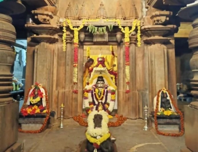 ಹೊಸಗುಂದ: ಶ್ರೀ ಉಮಾಮಹೇಶ್ವರ ಸೇವಾ ಟ್ರಸ್ಟ್‌ನಿಂದ 7ನೇ ವರ್ಷದ ನವರಾತ್ರಿ ಉತ್ಸವ