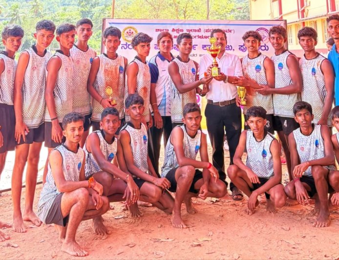 Taluk Level Khokho Tournament:  ವಿವೇಕಾನಂದ ಪಿಯು ಕಾಲೇಜಿನ ಬಾಲಕರ ತಂಡ ಜಿಲ್ಲಾ ಮಟ್ಟಕ್ಕೆ ಆಯ್ಕೆ