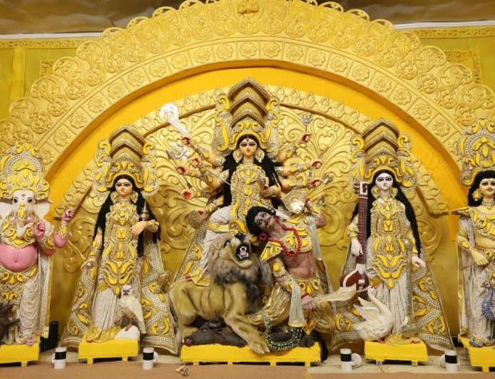 Sathya Sai Grama: ಸತ್ಯಸಾಯಿ ಗ್ರಾಮದಲ್ಲಿ ಬಂಗಾಳ ಶೈಲಿಯಲ್ಲಿ ನವರಾತ್ರಿ ಆಚರಣೆ