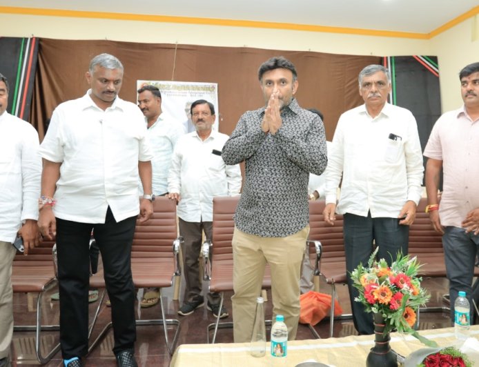 ವಿಧಾನ ಪರಿಷತ್ ಚುನಾವಣೆ: ಎನ್‌ಡಿಎ ಅಭ್ಯರ್ಥಿ ಪರ  ಸಂಸದ ಡಾ.ಕೆ.ಸುಧಾಕರ್ ಮತಯಾಚನೆ