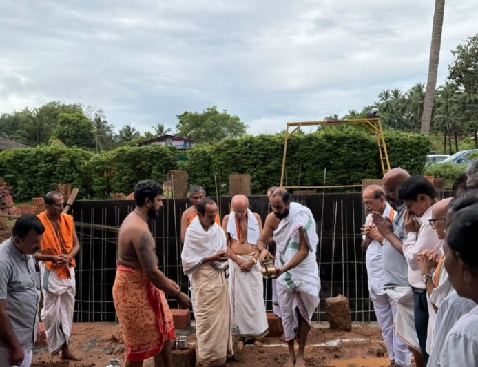 ಶ್ರೀ ಪಂಚಲಿಂಗೇಶ್ವರ ದೇಗುಲ: ಕಿನ್ನಿಮಾಣಿ–ಪೂಮಾಣಿ, ಪಿಲಿಚಾಮುಂಡಿ ದೈವಗಳ ಚಾವಡಿ ನಿರ್ಮಾಣಕ್ಕೆ ಭೂಮಿಪೂಜೆ