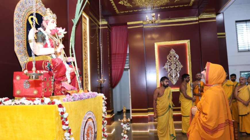 ನವರಾತ್ರಿಯ ಪರ್ವಕಾಲ ದೇವಿಯ ಉಪಾಸನೆಗೆ ಅತ್ಯುತ್ತಮ ಕಾಲ: ರಾಘವೇಶ್ವರ ಶ್ರೀ